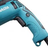 Furadeira de Impacto Makita c/ Mandril de 1/2 Pol 680W 220V